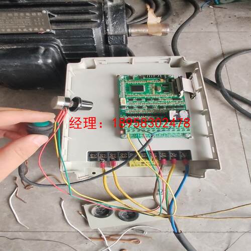 正泰变频器7.5KW，NVF2G-7.5/PS4二手拆机，功