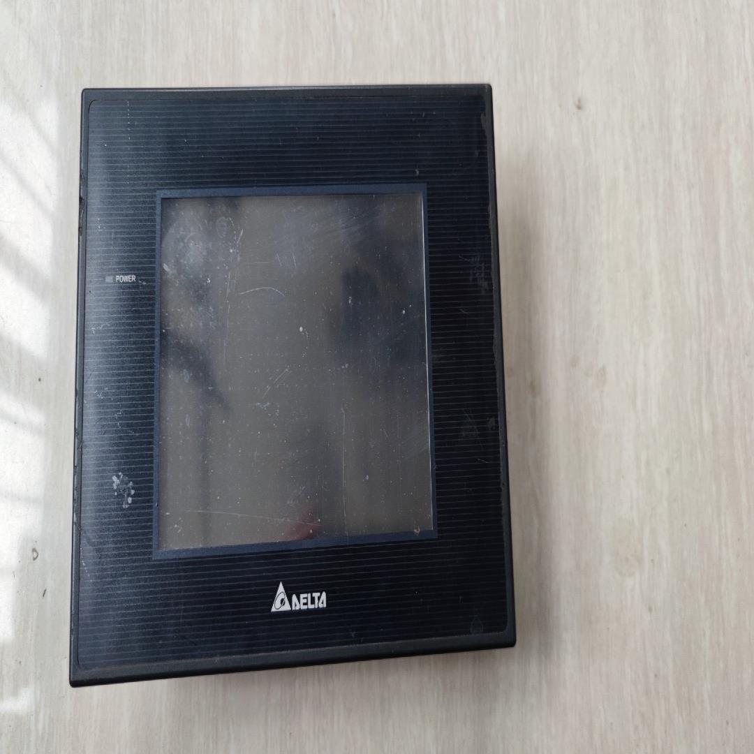 台达触摸屏DOP-B05S100成色，功能正常