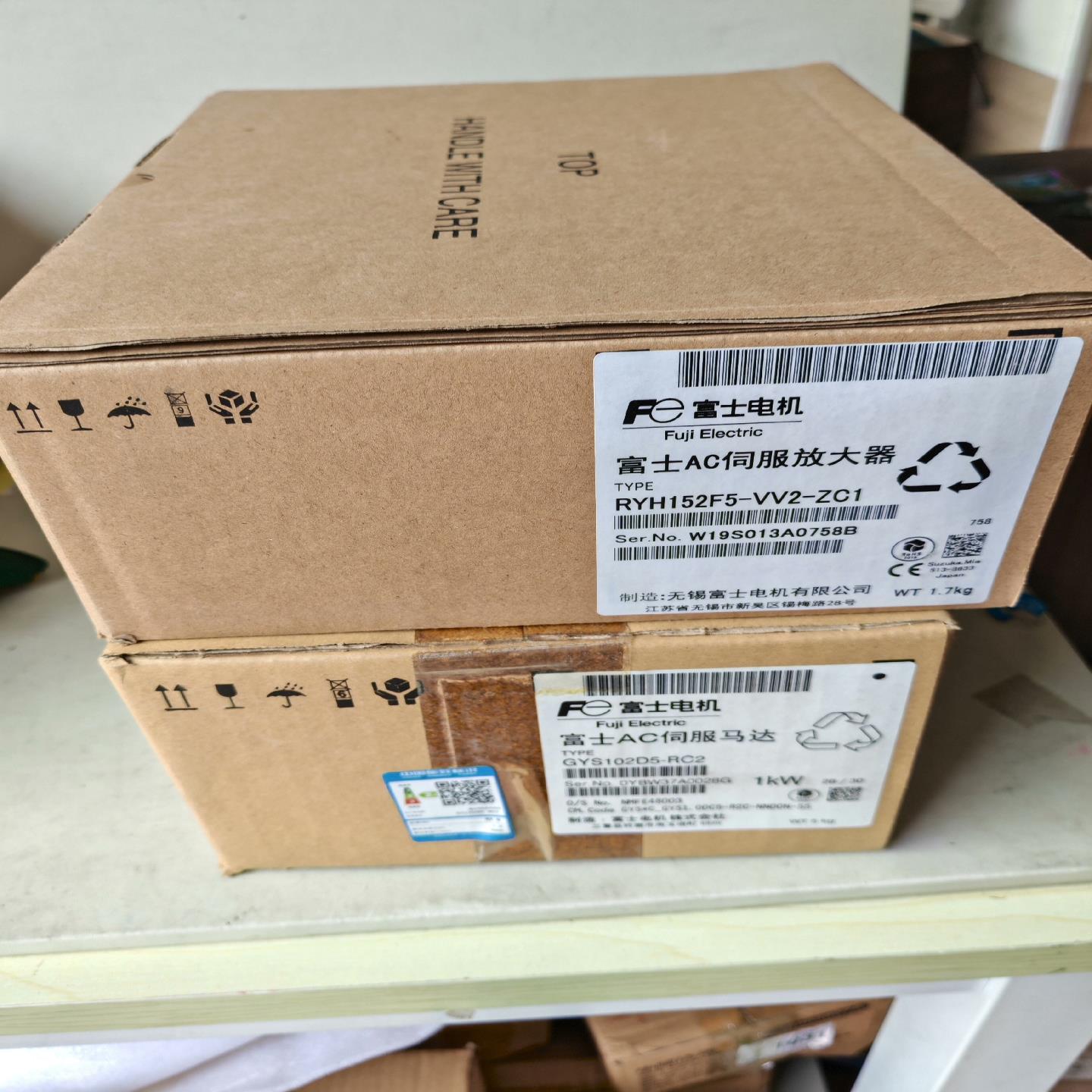 全新原装正品富士伺服驱动器RYH152F5-VV2-ZC1