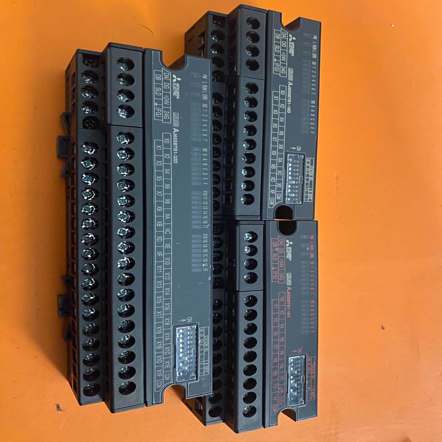 三菱远程控制模块AJ65SBTB1-32D  AJ65SBT议价