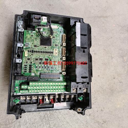 【荣强工控】FRN0006G2S-4C 富士G2S 2.2KW 一台如图