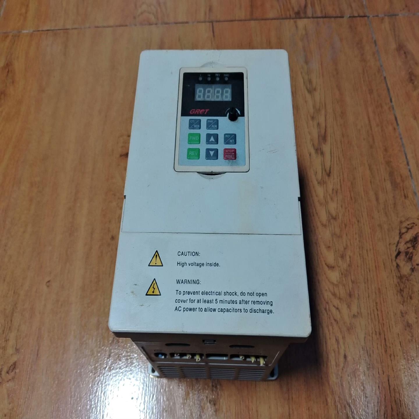 （设备配件）哥伦，V5正常，-3.7kw成，，GD变频器功能功率380v