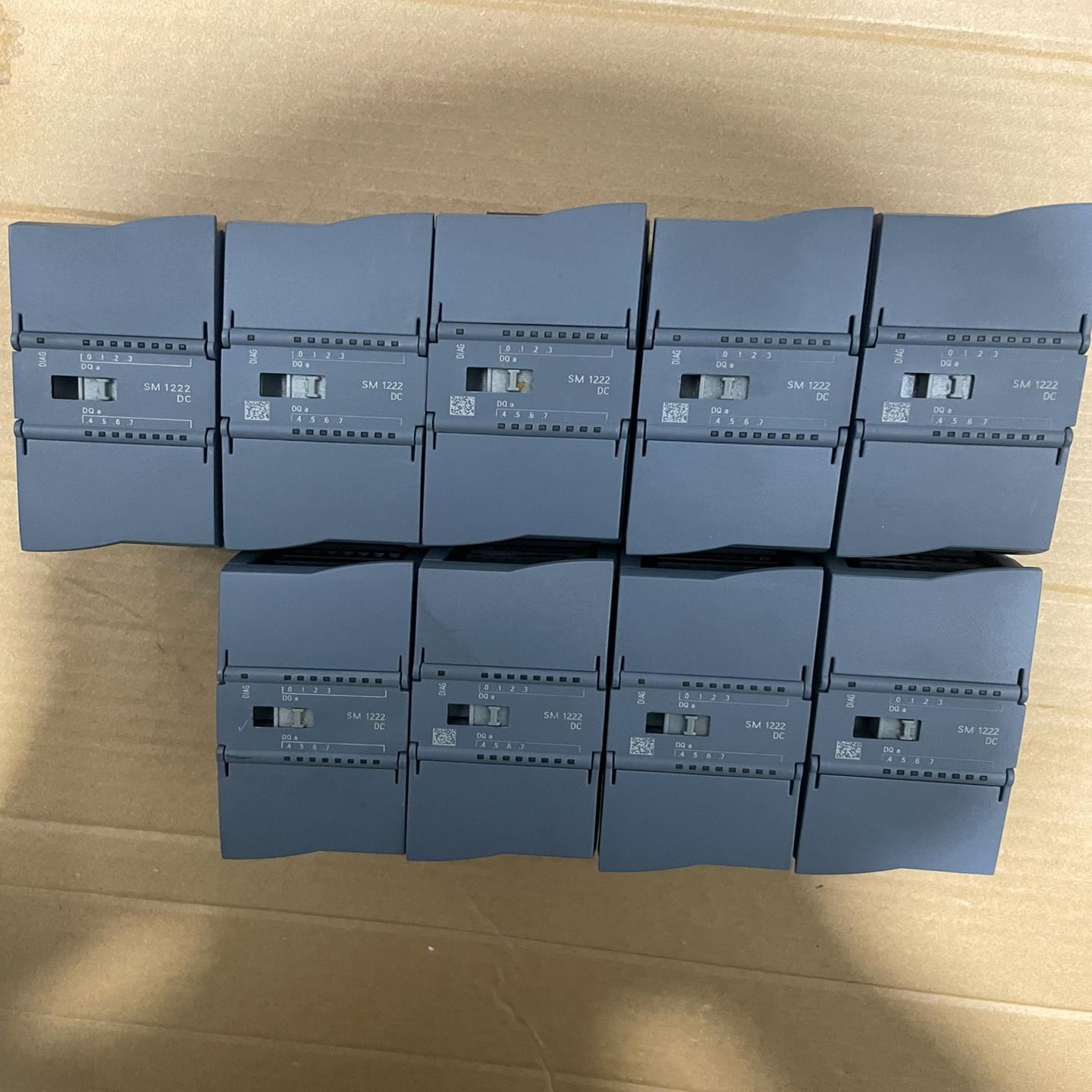 （设备配件）西门子S7-1200 222-1BF32-0XB0，实图拍摄