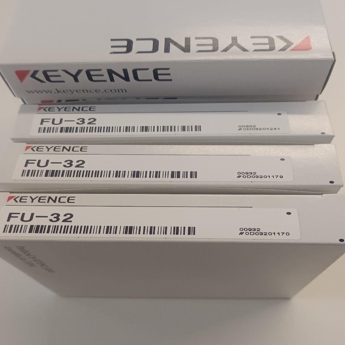 #电子器件 基恩士FU-32光纤传感器。