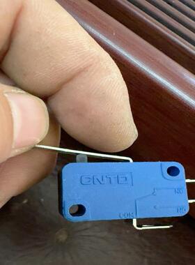 11个得昌微动开关 CS10N041C2