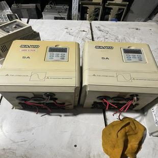 变频器功能正常成色看图片1 三基变频器3.7kw两台原装