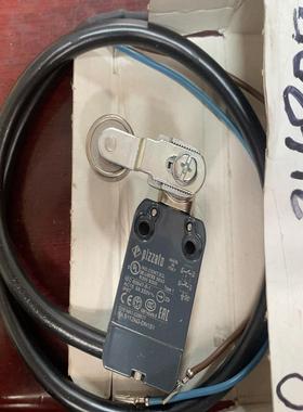 pizzato 限位开关NA B112KG-DN1S1全新原