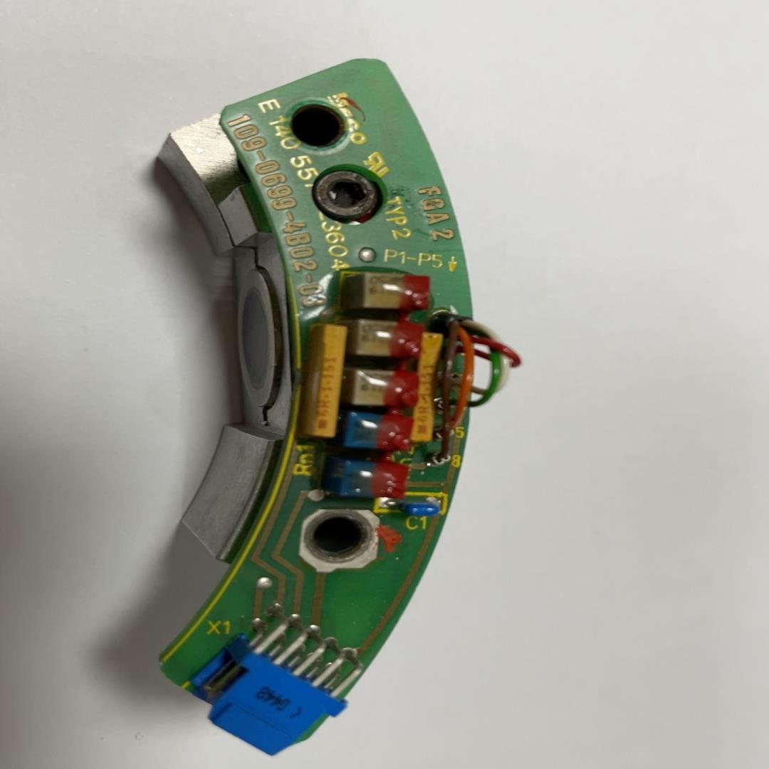 109-0699-4B02-03/SH2-256-5-1N