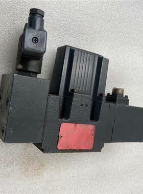 （设备配件）MOOG穆格比例阀D661Z4714B P8HPAU6NSD