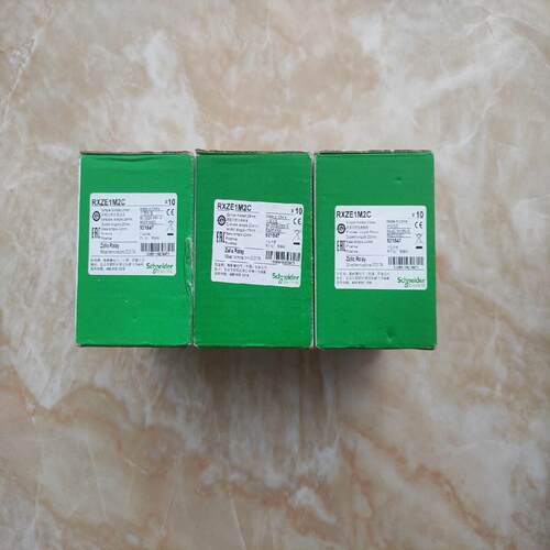 施耐德继电器插座RXZE1M2C  3盒