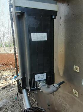 （设备配件）力川步进电机，力川LC—31332ZB。