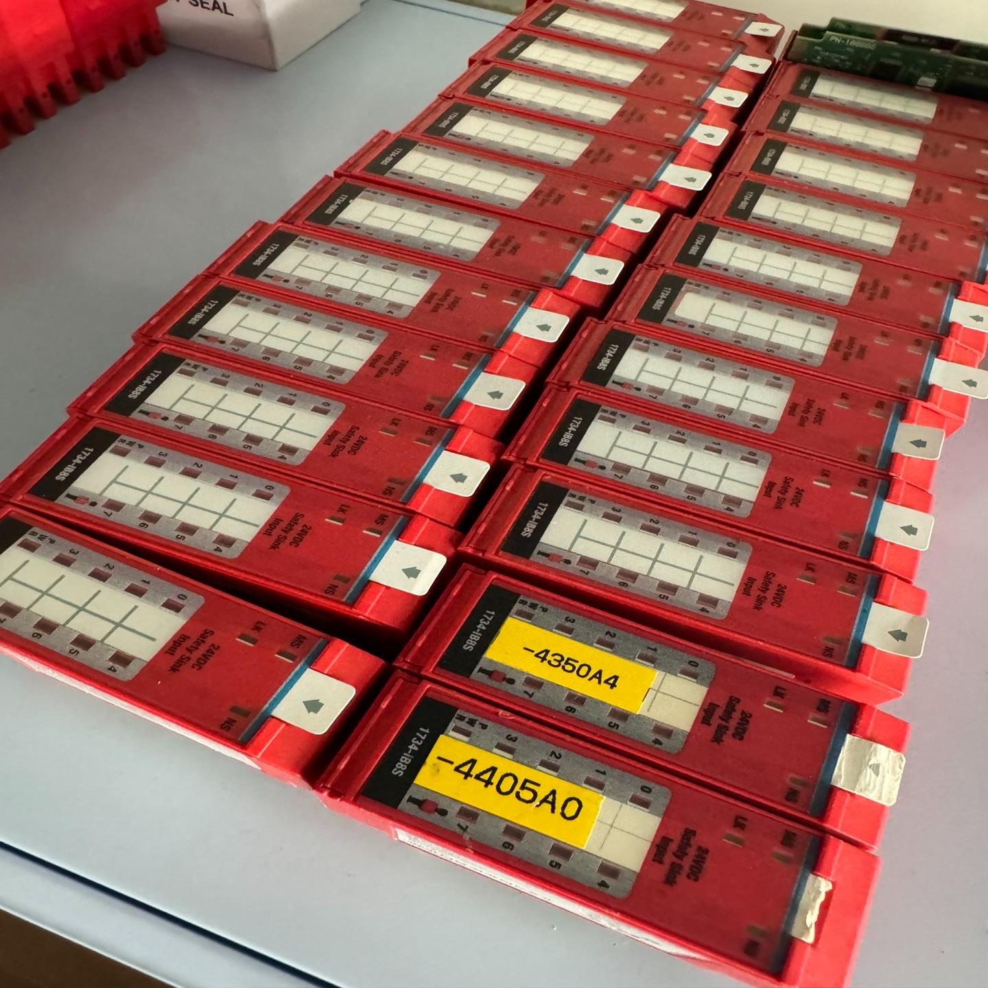 (设备配件)1734-IB8S