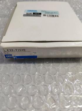 OMROM E32-T15YR 光纤传感器全新原装，如图