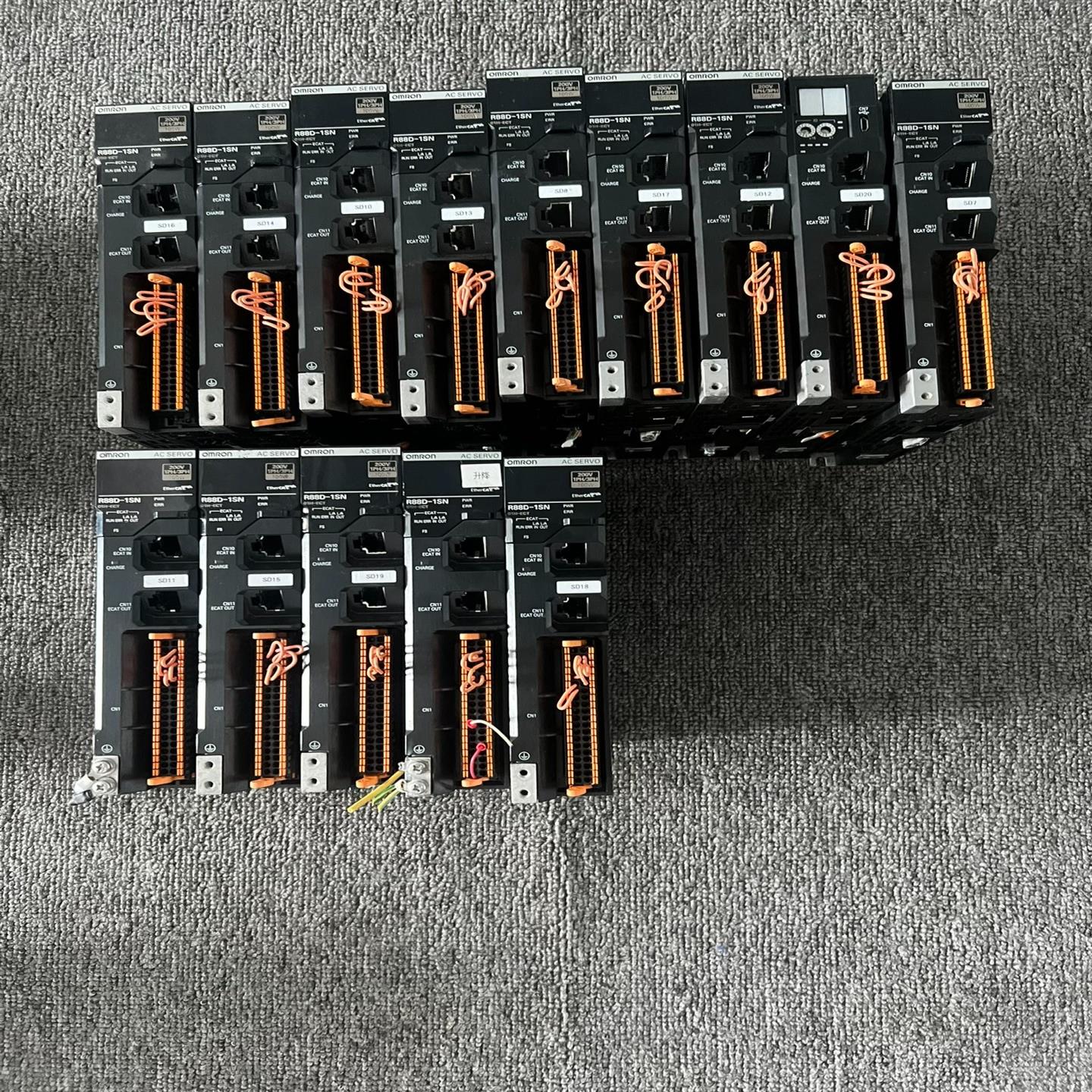 驱动器 R88D-1SN01H-ECT 100W