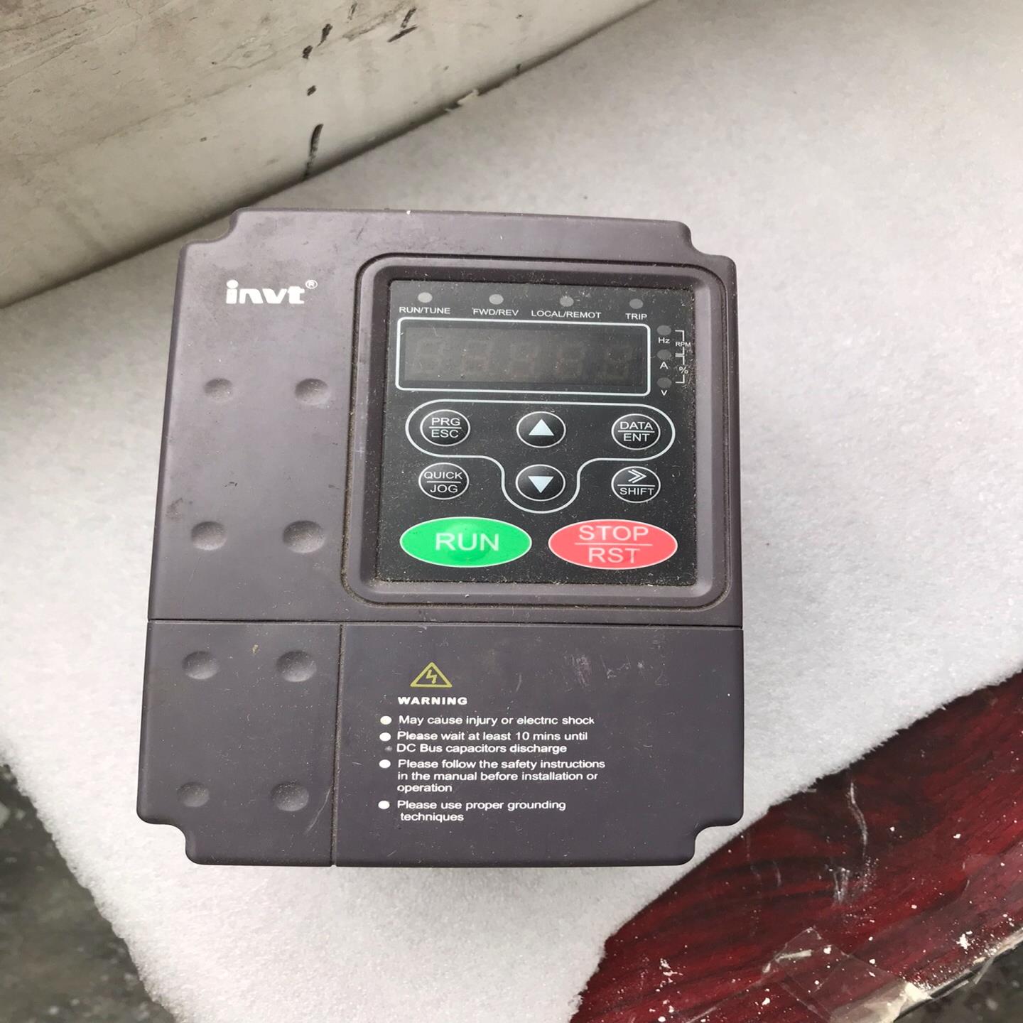 英威腾变频器CHE100-1R5G-4，380v,1.5KW