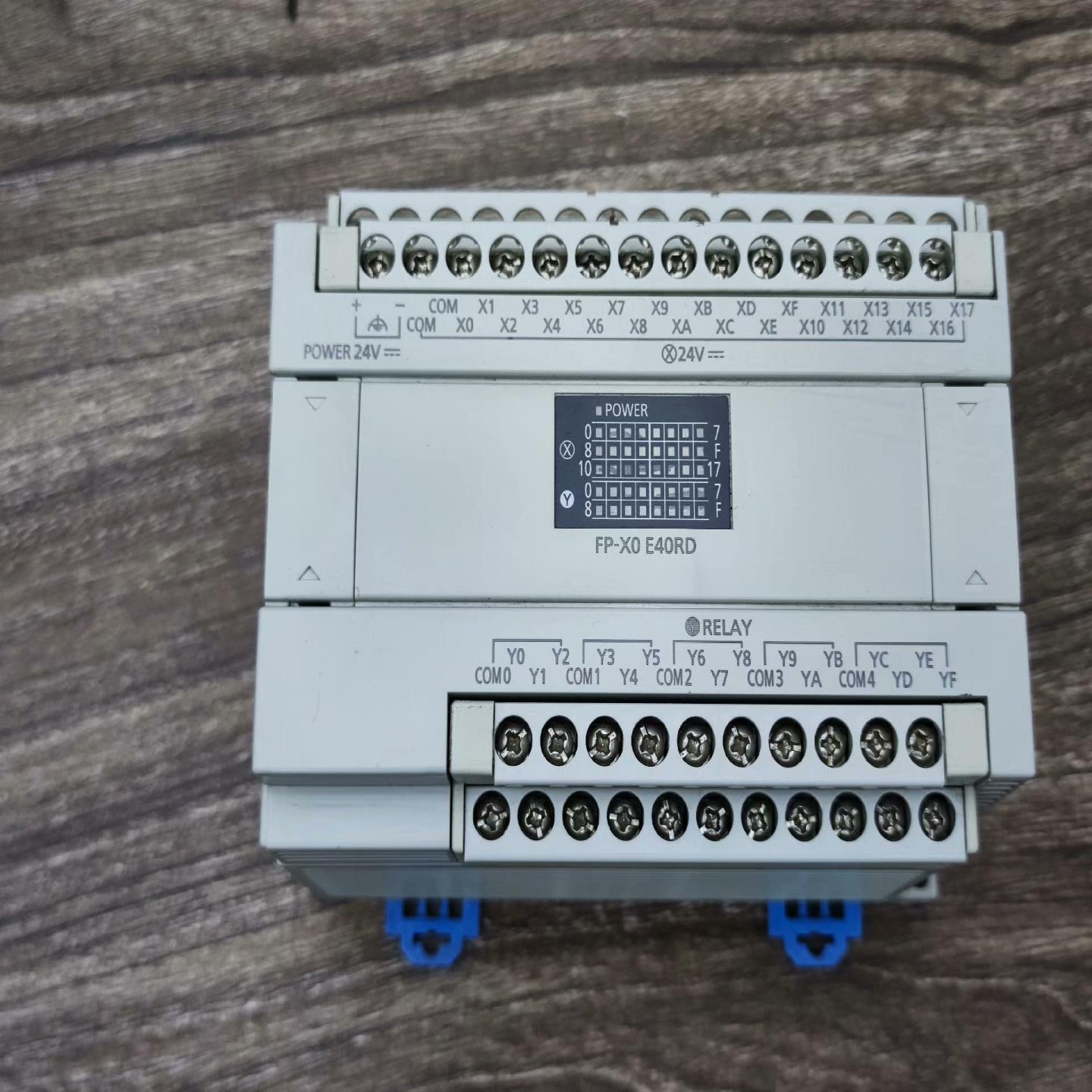 FP-X0 E40RD PLC模块，，件，有需要