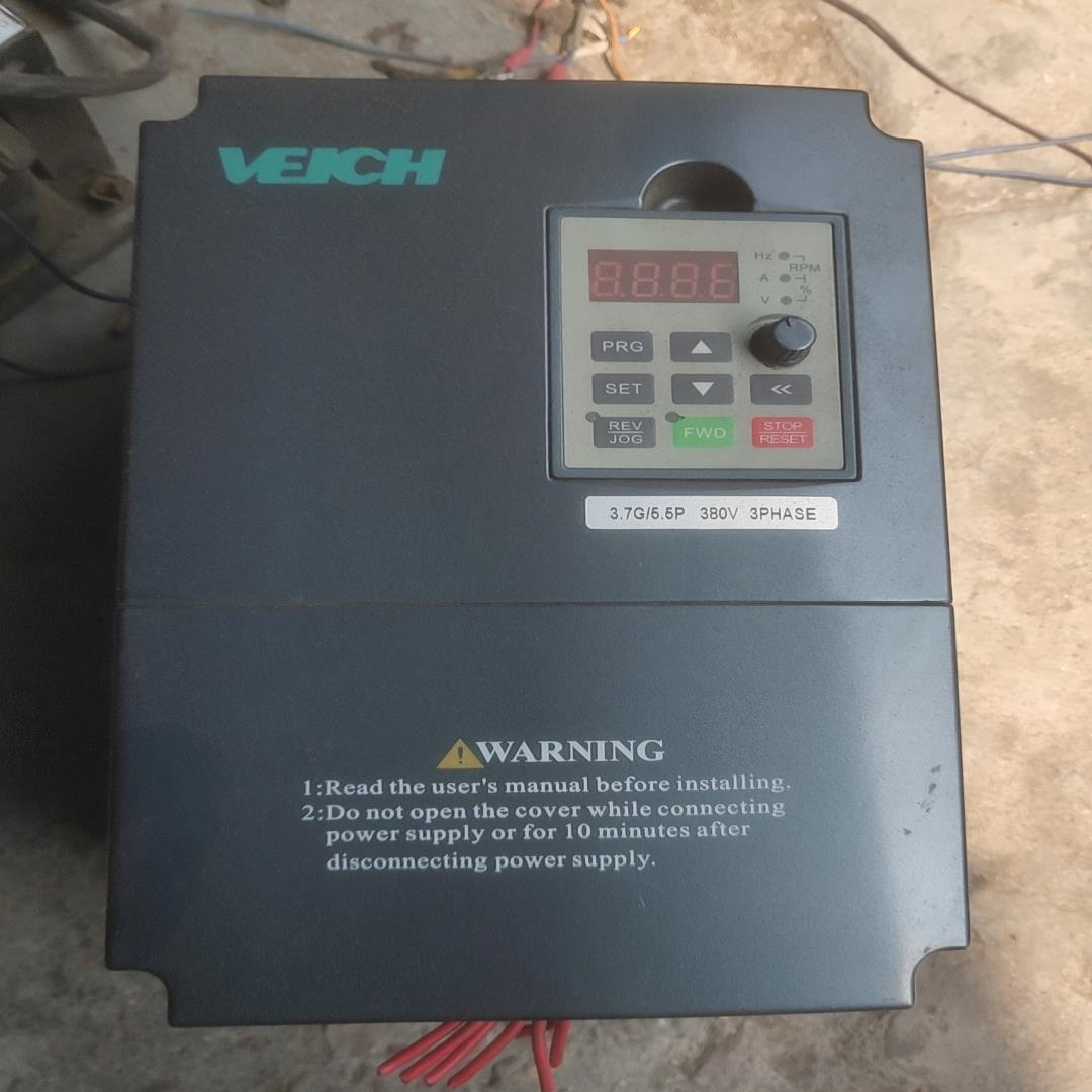 伟创AC60变频器3.7KW/5.5KW