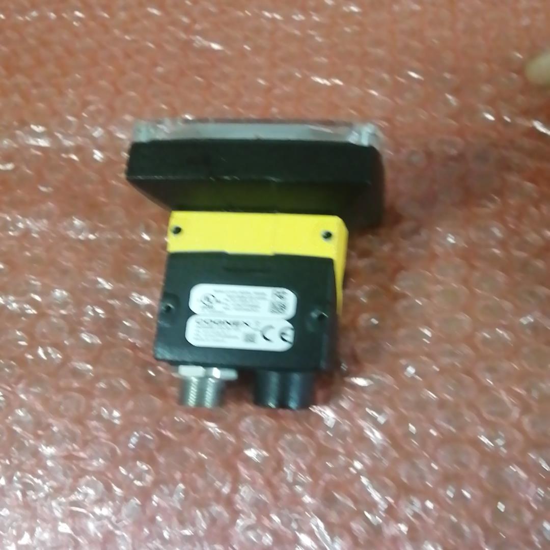 康耐视IS2000M-110-30-125相机