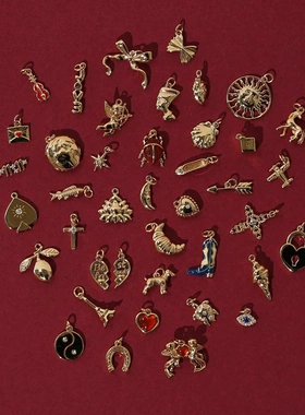 钛钢小吊坠项链女 爱心太阳十字架锆石项链靴子手链女