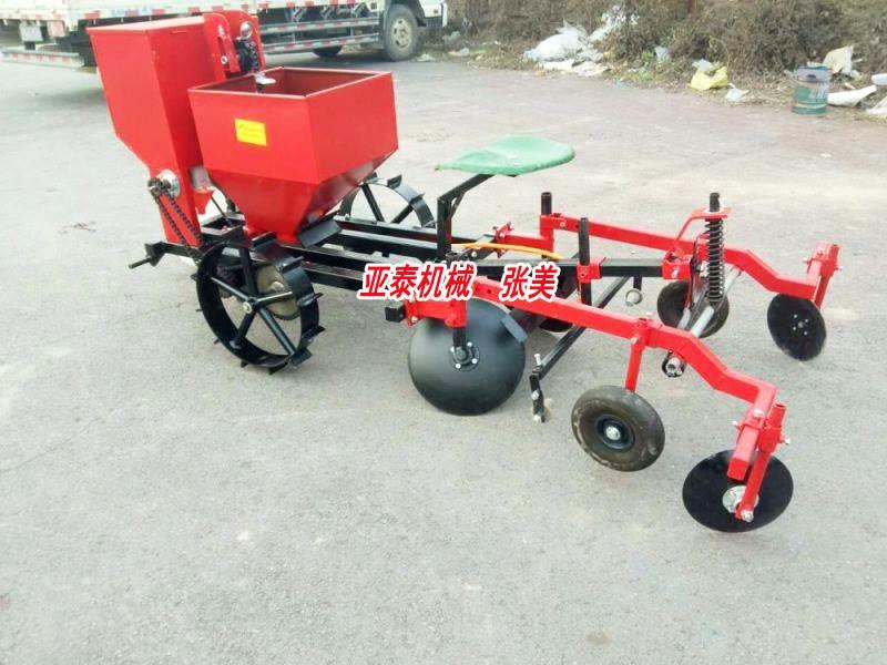 单垄双行覆膜打药马铃薯