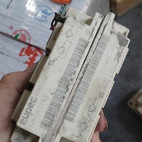 议价FF300R12KE3外观一般可维修