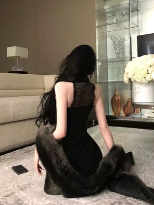 JAYKY YANG【蕾丝定律】蕾丝花边U字挂脖连衣裙修身打底针织长裙