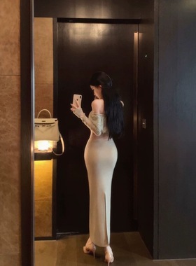 JAYKY YANG【释放比例】一字肩长袖拼纱连衣裙蕾丝边修身包臀长裙