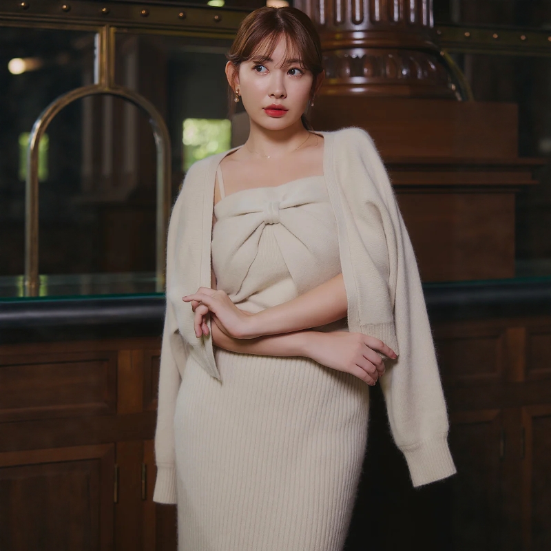 Her lip to 莉迪丝扭结针织上衣套装 优雅针织开衫温柔长袖时尚