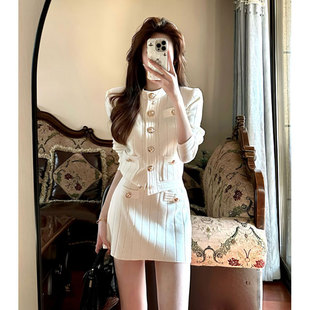 小香风套装2025一整套入秋穿搭高端时尚气质针织上衣半身裙两件套