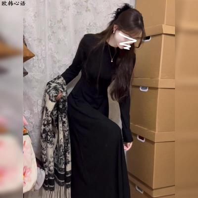 赫本风法式黑色针织连衣裙