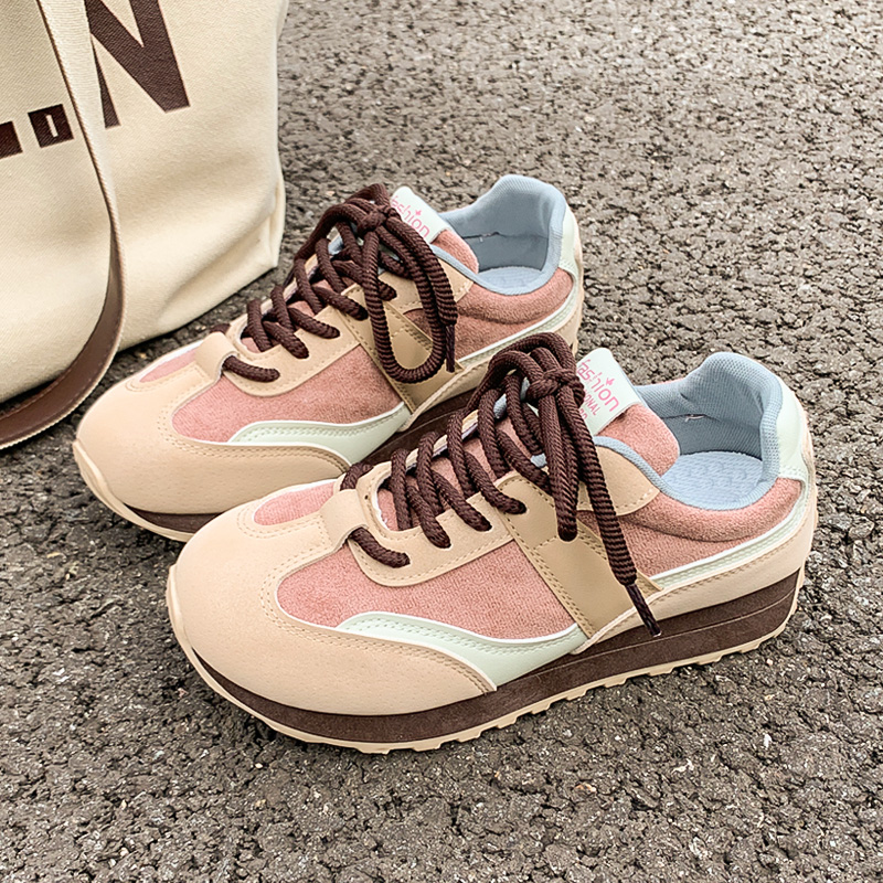 爆款轻便透气厚底德训鞋