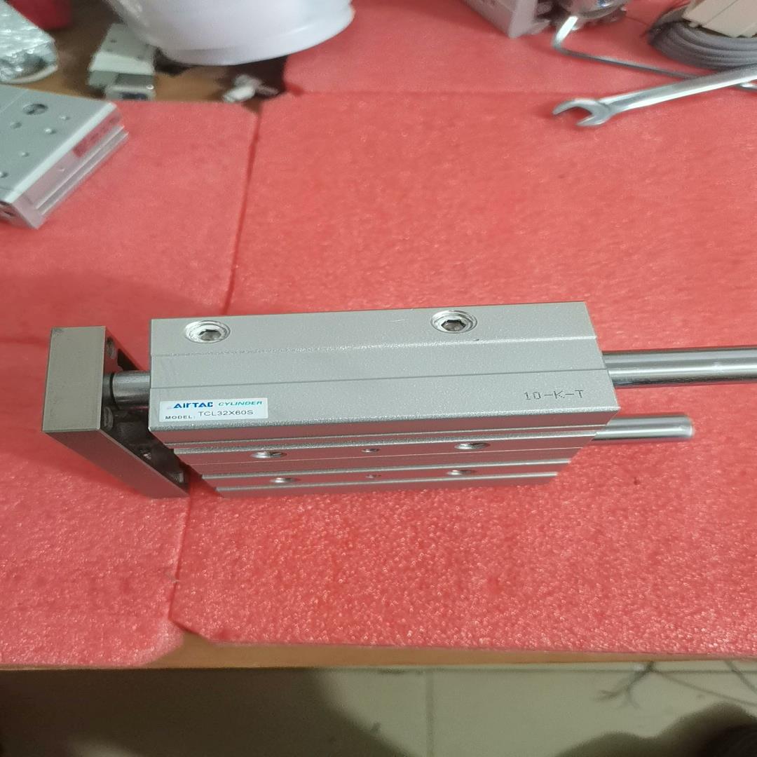 [德峰]拆机件亚德客气缸TCL32X60S