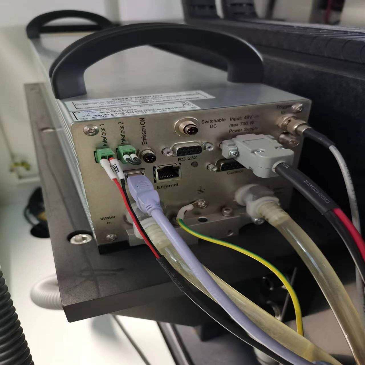 【三特工控】20瓦相干激光器一台,avia lx 355-20-50-议价