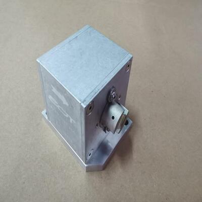 （设备配件）EOTECH 光学激光实验用法拉第光隔离器 1064nm可用