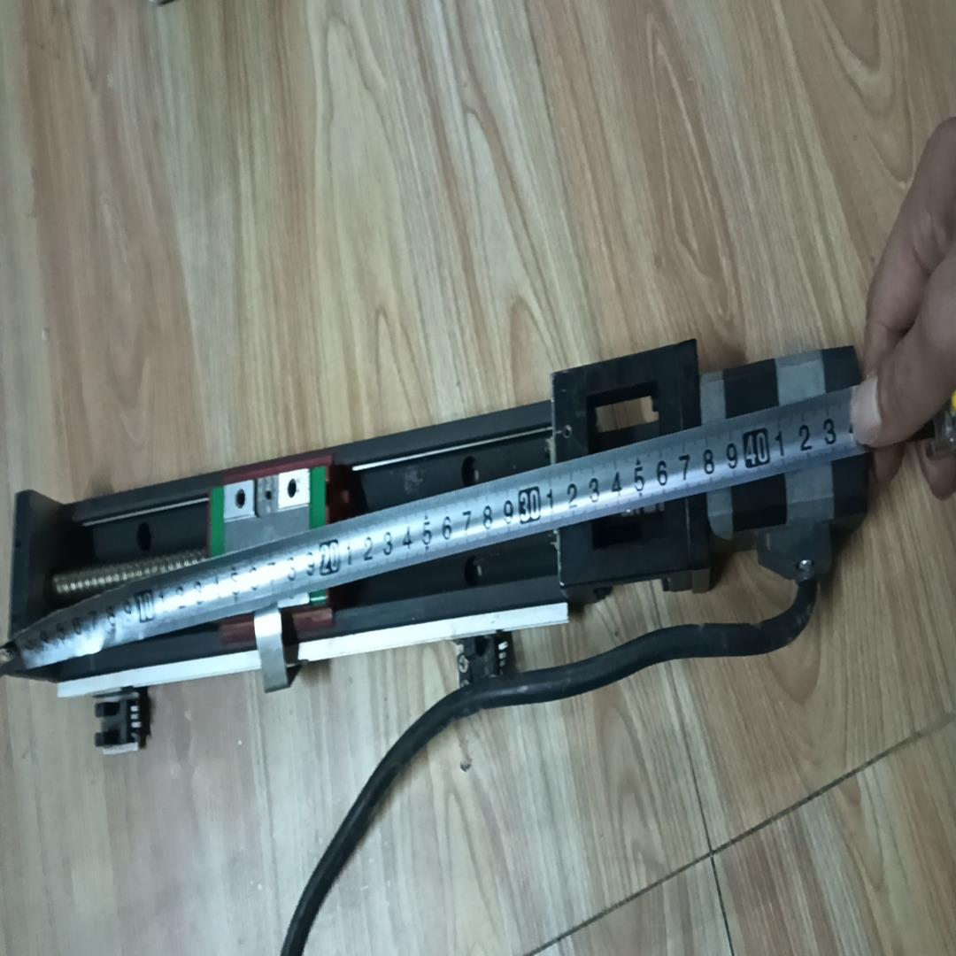 出上银KK6005P  100XB。货物精度好，划动顺畅，二