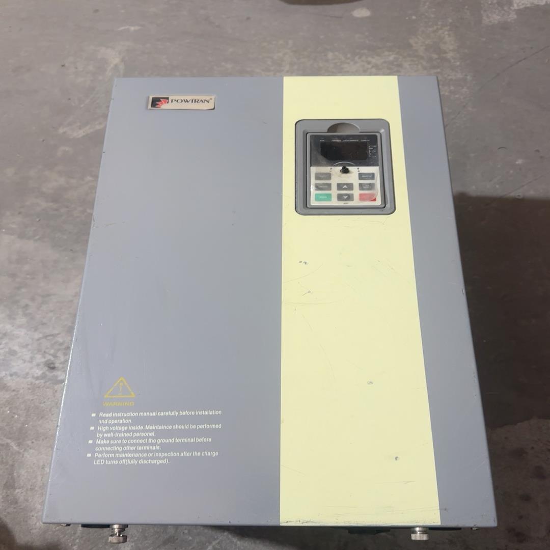 PI500 075F3普传变频器，75千瓦机器，拍摄，