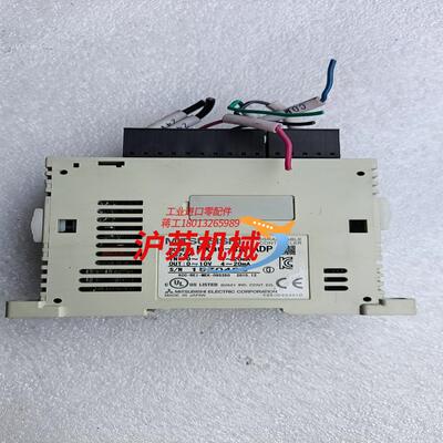 FX3U-3A-ADP功能正常，成色如图。