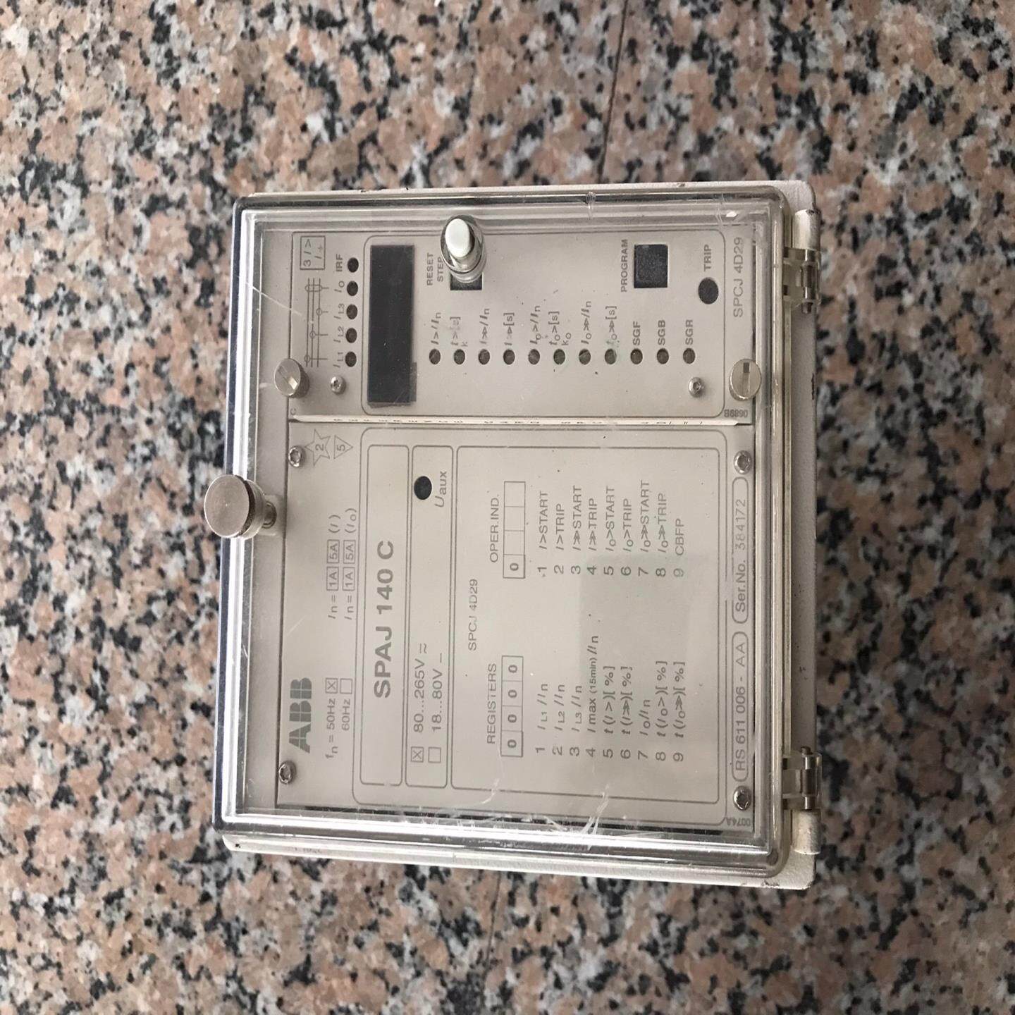 综合保护继电器SPAJ140C原装厂品 实物拍