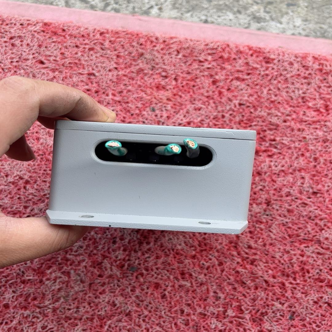 议~STONKER伺服电子变压器SVC-080-b，成色如图，拆