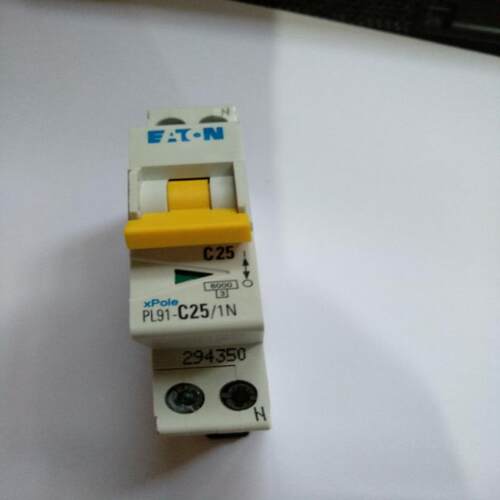 金钟1P断路器 EATON PL91-C25/1N 微型开关