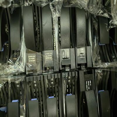 （设备配件）IBM 300GFC 42D0417无架子包好