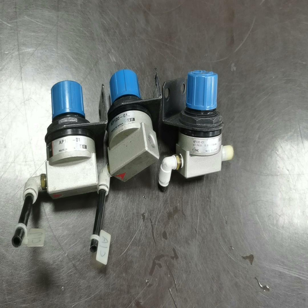 全新SMC AP100-01 气动减压阀2只