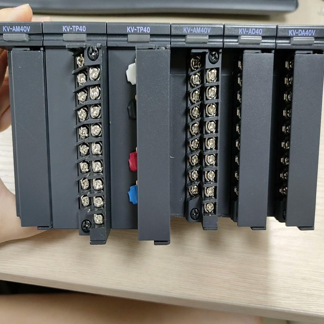 基恩士正品PLC控制器KV-AM40V TP40 AD40