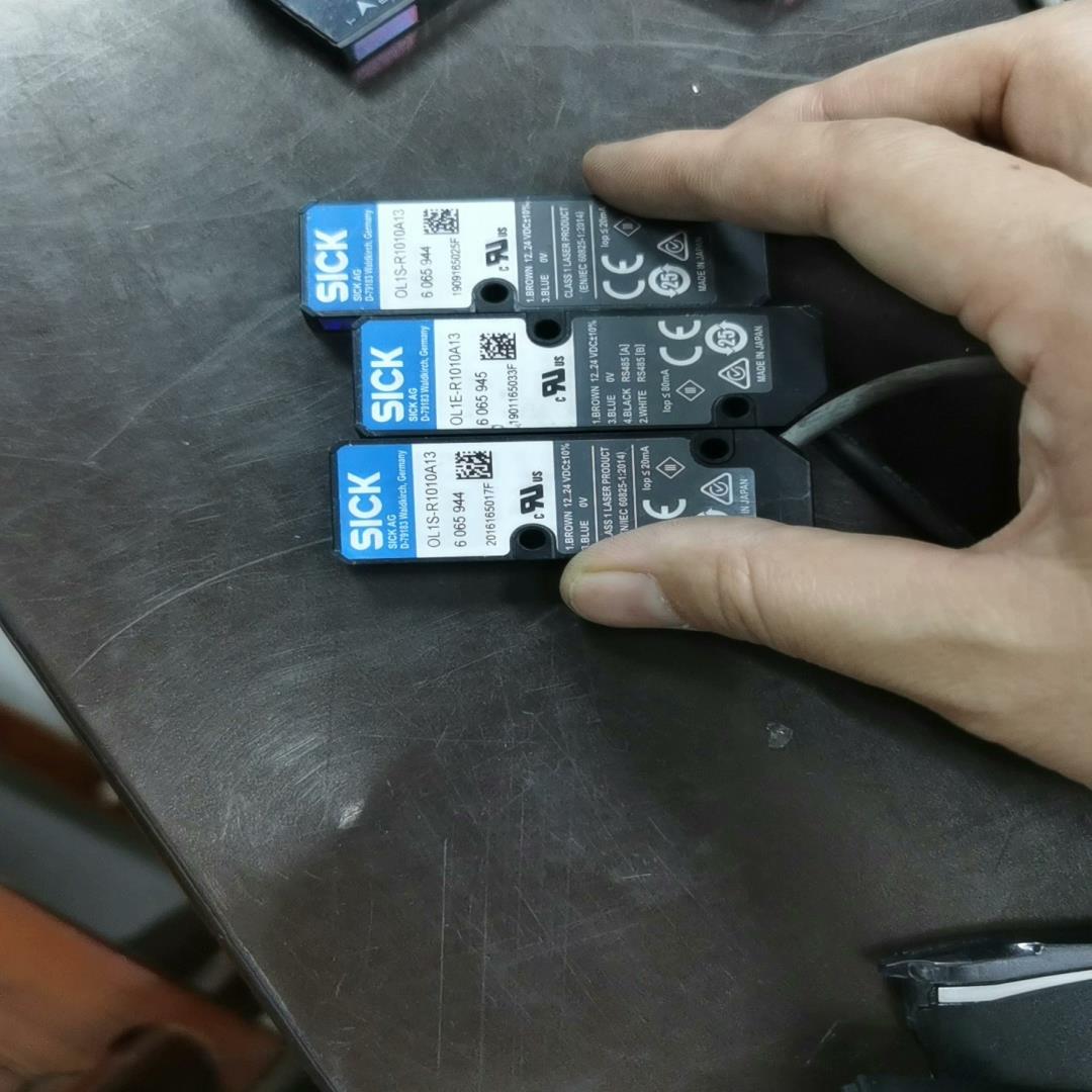 西克OL1E-R1010A13位移传感器