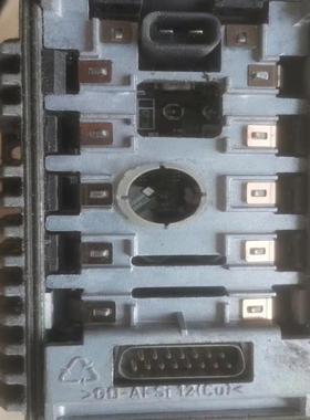 变频器6SN2157-0AA01-0BA1  原件充新，成色