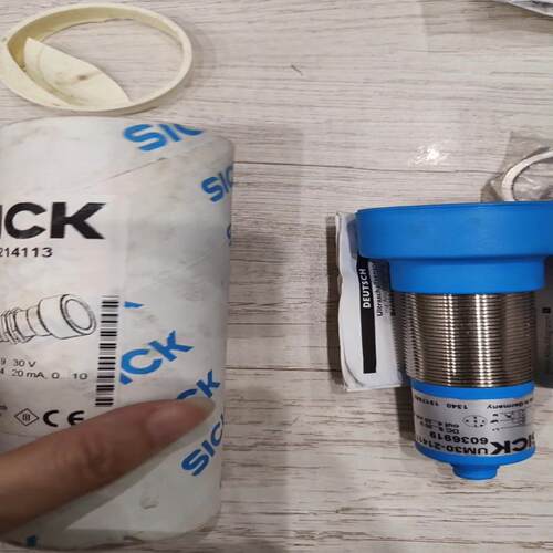 sick西克超声波传感器UM30-214113,订货号603