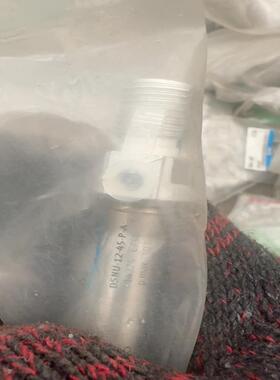 （设备配件）费斯托气缸,DSDU-系列，没拆封，具体型号见图，