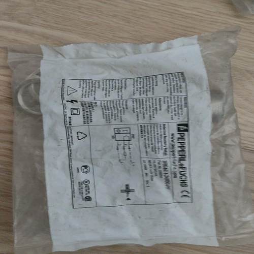 倍加福接近开关3RG4014-3AB00-PF，全新