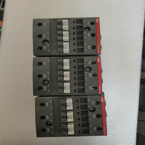 交流接触器AX50-30 AC220V. 3个项目余