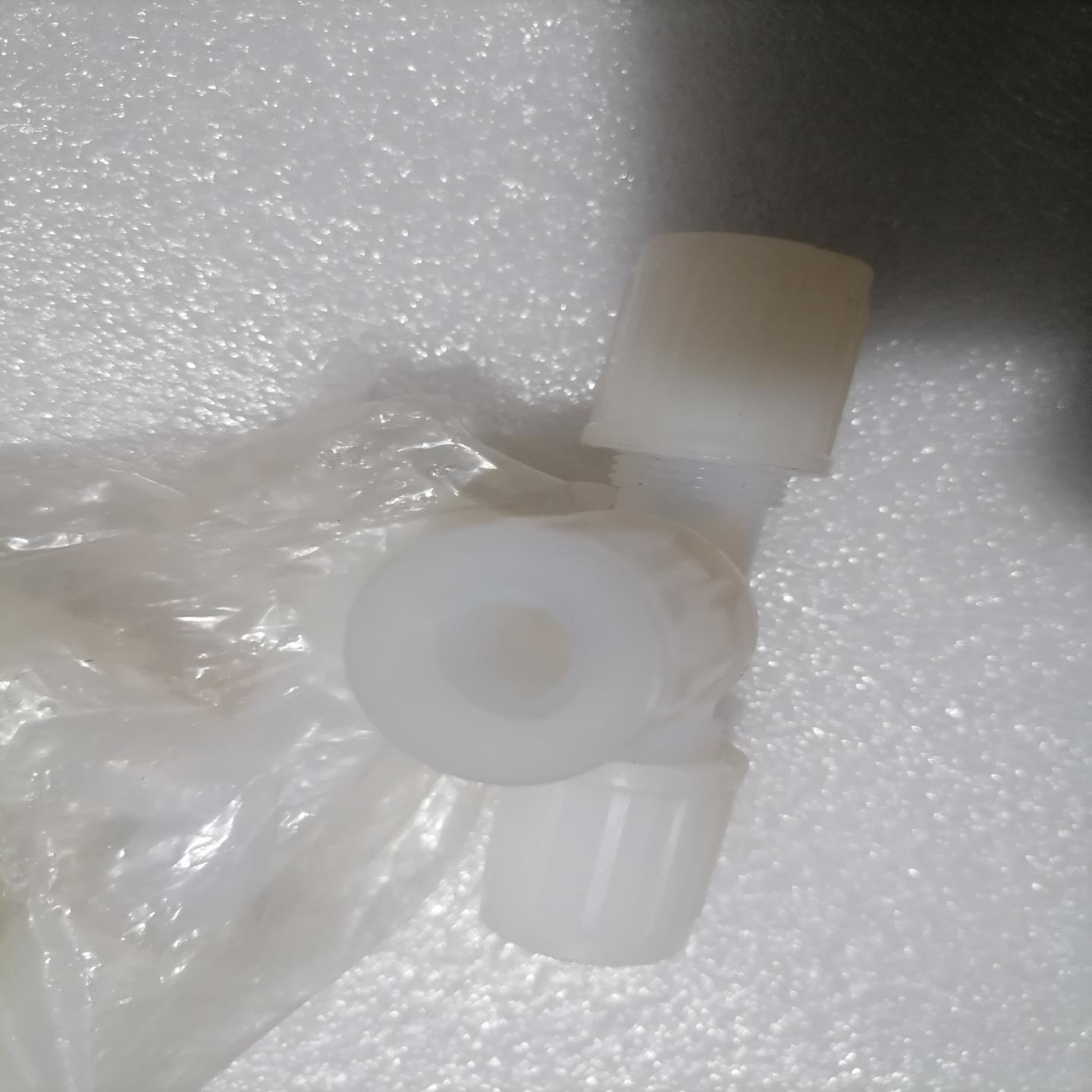 FlareLINK三通接头PVDF 1/2